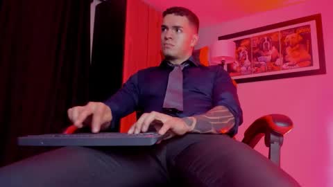 alpha_dominus_ online show from February 9, 4:16 am