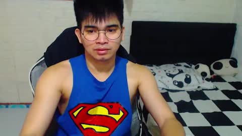 Snapshot of alpha_rider chatting on December 11, 6:36 am Angelo online show from December 11, 6:36 am