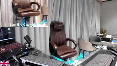 alpha_uk_boss online show from May 7, 11:32 pm