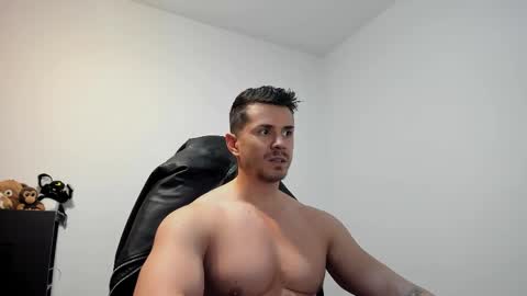 LeatherMaster online show from March 31, 5:24 pm