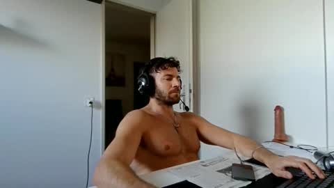 alphah_hunk online show from March 17, 3:28 pm