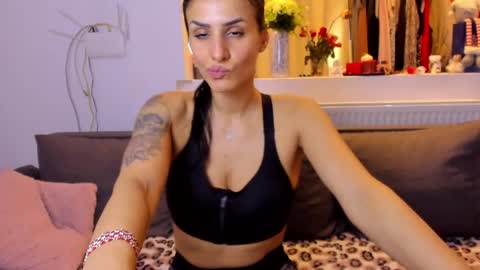 Michelle online show from March 31, 12:05 pm