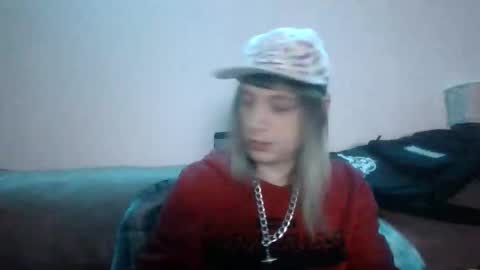 altboy010 online show from December 15, 1:34 am