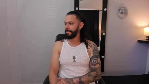 alukardbig online show from November 11, 1:24 pm