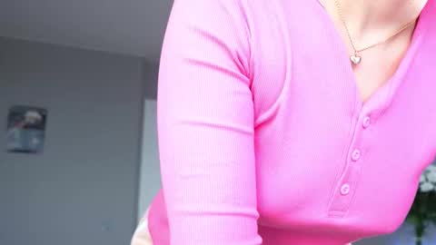 Snapshot of aluntick chatting on September 13, 1:46 pm Amelia NEXT STREAM online show from September 13, 1:46 pm