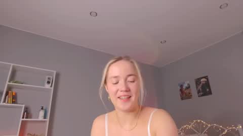 Snapshot of aluntick chatting on February 25, 5:08 pm Amelia NEXT STREAM online show from February 25, 5:08 pm