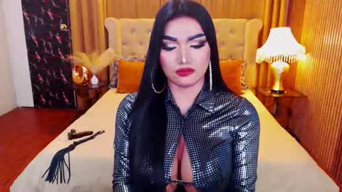 Alura Jhenson online show from November 13, 3:53 am