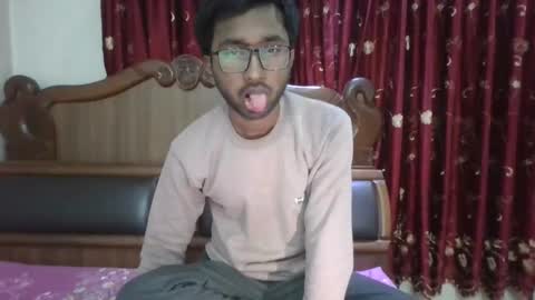 alvin miler online show from December 31, 9:39 pm