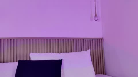 aly_leee online show from April 13, 12:20 pm