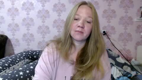 alya764770 online show from July 7, 6:45 pm