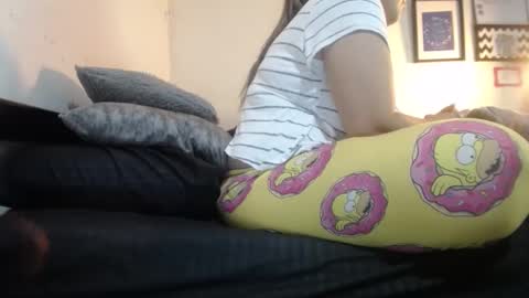 Snapshot of alynfoxx chatting on January 22, 3:20 am Alyn Maria online show from January 22, 3:20 am