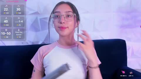 sopie online show from February 1, 11:10 am