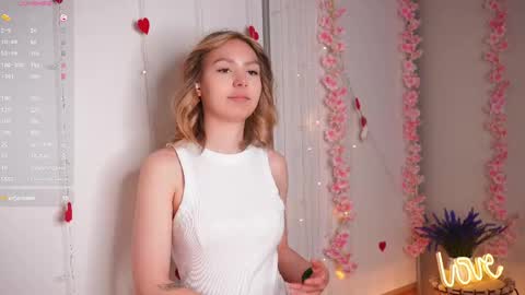 Kate online show from May 17, 4:05 pm