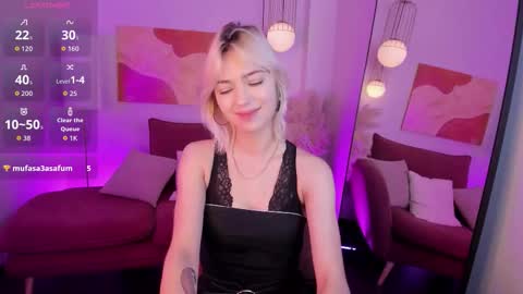 Alysia online show from November 7, 2:19 pm