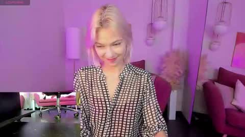 Alysia online show from September 14, 2:18 pm