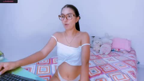 allyson online show from September 26, 8:50 pm