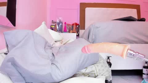 alysonjackson online show from April 16, 9:39 pm