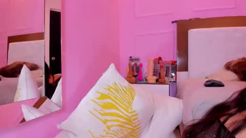 alysonjackson online show from February 16, 7:45 pm