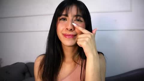 alyssa_joness online show from May 7, 4:41 am