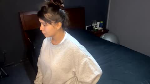 Snapshot of alyssia_wolds_1 chatting on September 15, 12:56 am alyssia wolds online show from September 15, 12:56 am
