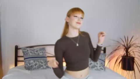 Alyx online show from November 20, 2:36 pm