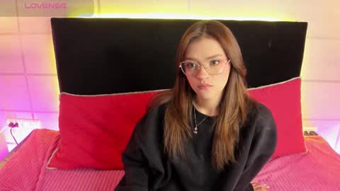 Alyy online show from February 21, 2:42 pm