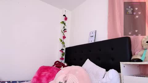 Isabella online show from September 26, 7:00 pm