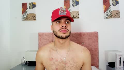 Snapshot of amadeo_wild chatting on September 24, 4:25 pm Amadeo Wild online show from September 24, 4:25 pm