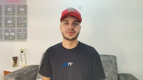 Snapshot of amadeo_wild chatting on September 23, 4:23 pm Amadeo Wild online show from September 23, 4:23 pm