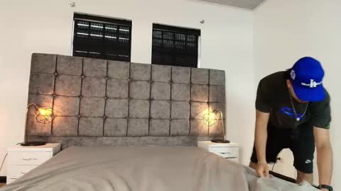 Snapshot of amadeo_wild chatting on March 7, 12:34 pm Amadeo Wild online show from March 7, 12:34 pm