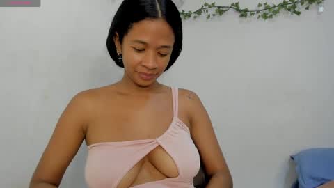 AMAIA online show from April 14, 8:45 pm