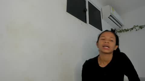 AMAIA online show from April 5, 8:06 pm