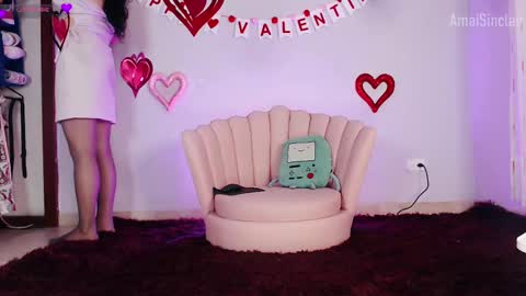 Amai  Sinclair  online show from February 9, 6:01 am