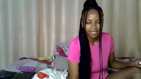 amala01 online show from February 4, 12:47 am