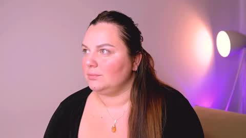 amalia_minkxx online show from March 3, 4:03 am