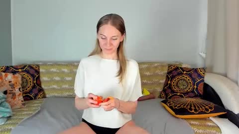 Amalia online show from March 9, 10:09 am