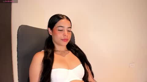 Amalia    real MIA  online show from June 25, 5:12 am