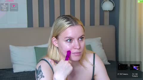 Amalia online show from July 26, 1:20 pm