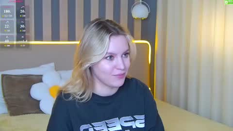 Amalia online show from June 20, 1:06 pm