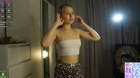     online show from November 8, 7:39 pm