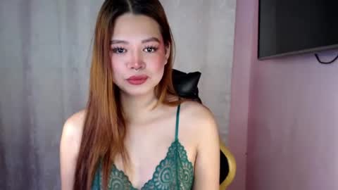 Lovely Amanda online show from December 6, 4:30 am