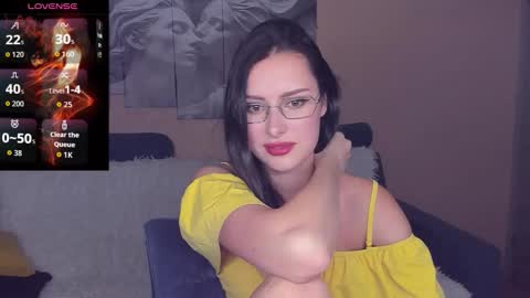 Snapshot of amandaair chatting on October 3, 7:44 pm AmandaAir online show from October 3, 7:44 pm