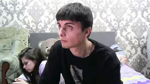 Selina and Robert online show from March 2, 7:59 am