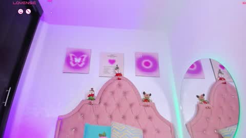 amandalee26 online show from December 20, 8:05 pm