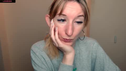 Snapshot of amandasentin chatting on September 15, 7:54 am Amanda online show from September 15, 7:54 am