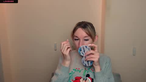 Snapshot of amandasentin chatting on September 16, 7:55 am Amanda online show from September 16, 7:55 am