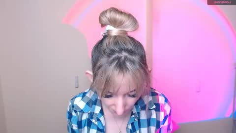 Amanda online show from May 26, 7:25 am