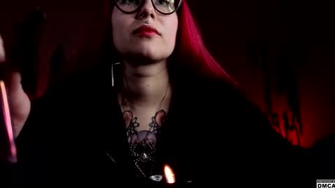 Snapshot of amanita__pantherina chatting on October 1, 1:43 pm Goddess Amanita online show from October 1, 1:43 pm