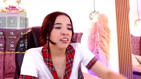 amara_davis1 online show from March 13, 5:00 am