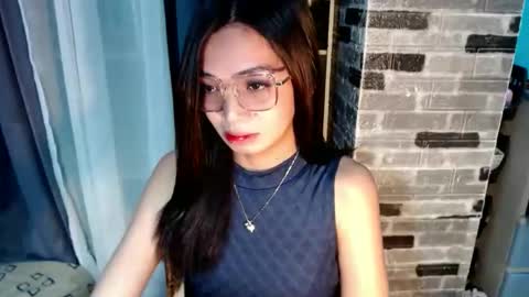 BELLA online show from January 12, 3:52 pm